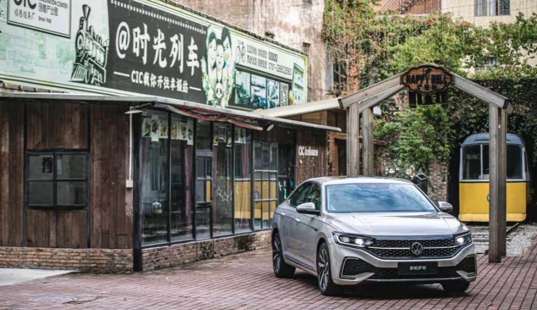 帕萨特新款_新帕萨特_帕萨特新领驭1.8T